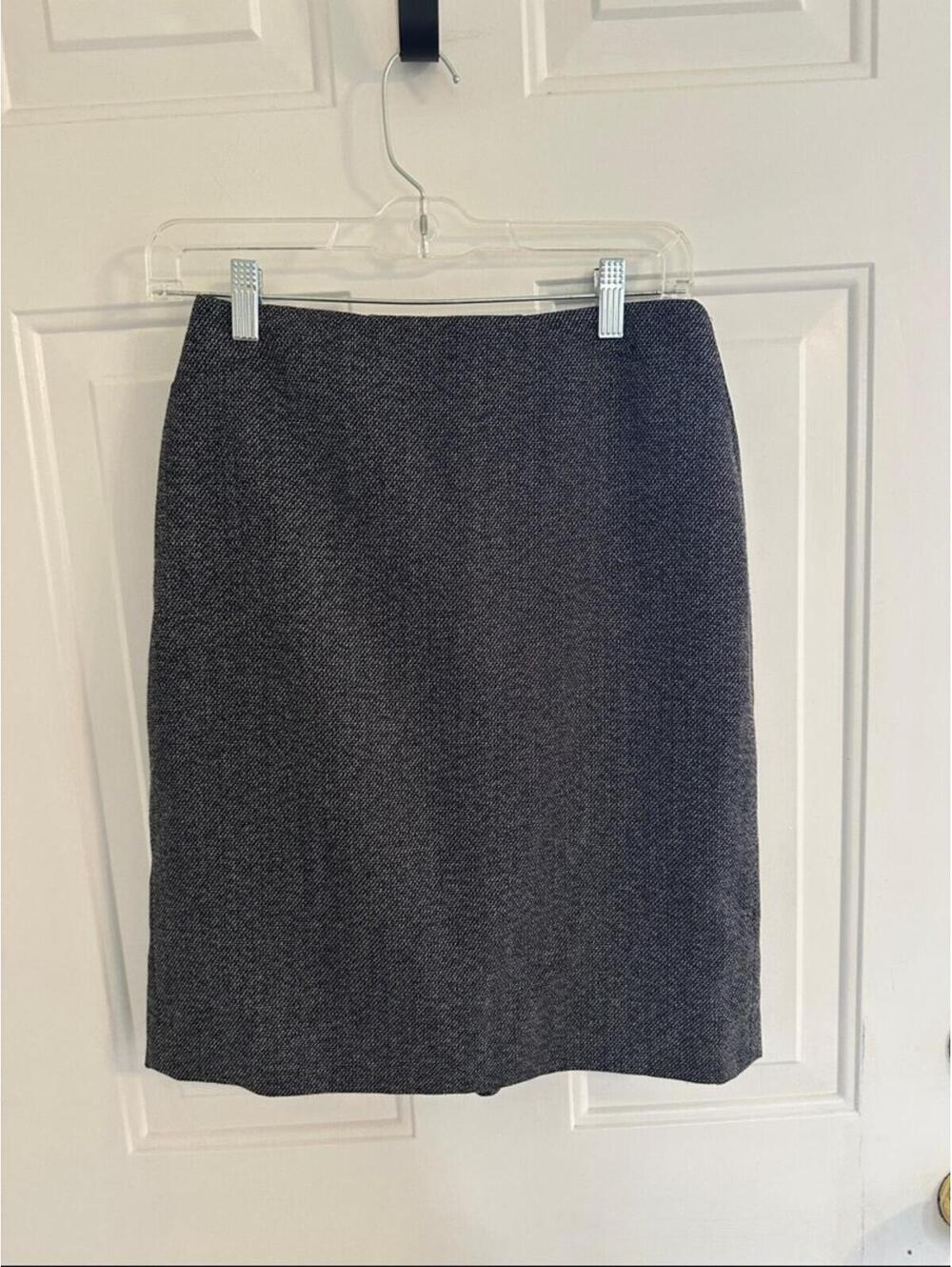 Ann Taylor Petite Tweed Pencil Skirt Gray 6P